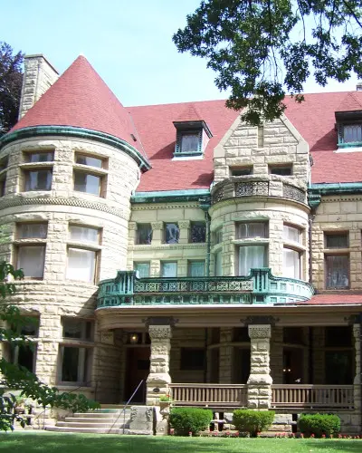 Exterior of Quincy Museum